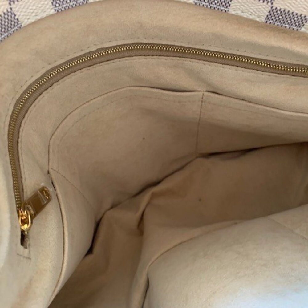 Louis Vuitton Artsy Damier Azur MM Bag - Picture 9 of 11